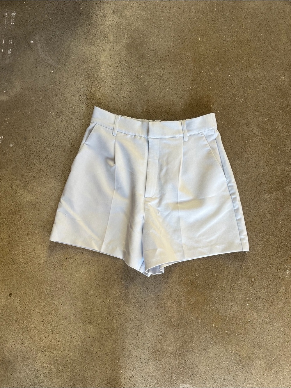 Abercrombie & Fitch Sloane Tailored Shorts in Light Blue Size Medium Trouser - Picture 2 of 7